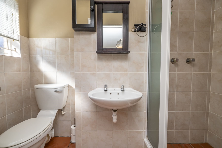 2 Bedroom Property for Sale in Protea Heights Western Cape